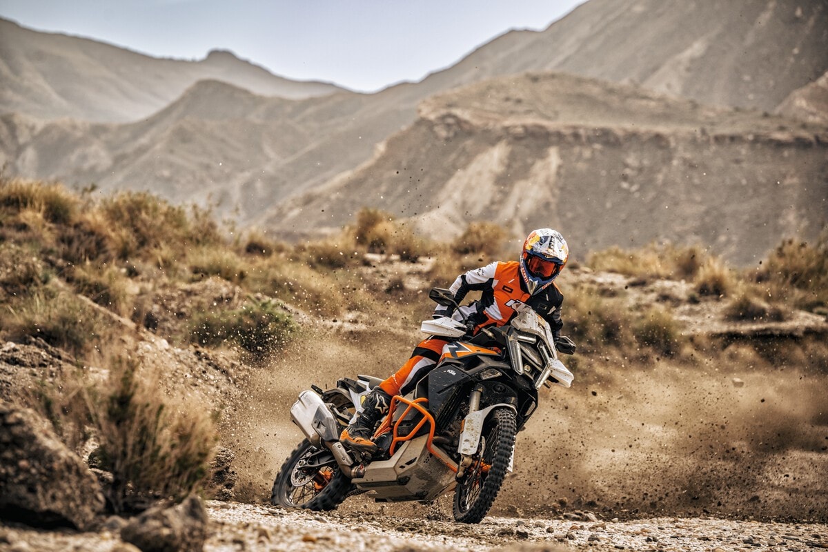 KTM 1390 Super Adventure R: la maxi con l'indole da off-road (quello vero)